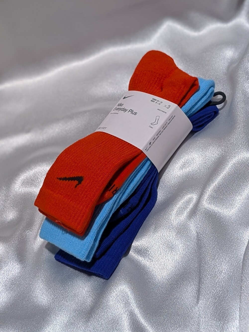 Nike Crew Athletic Socks - Red, Light Blue & Dark Blue (3-Pack) - Picture 2 of 3